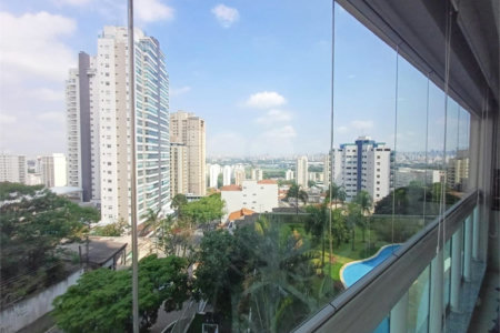 Apartamento à venda com 3 suítes em Santa Teresinha, São Paulo, SP