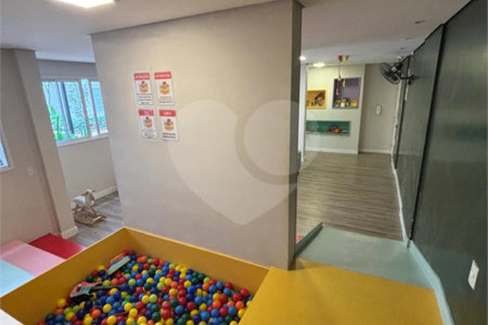 Apartamento à venda com 2 quartos, sendo 1 suíte,  em Brás, São Paulo, SP
