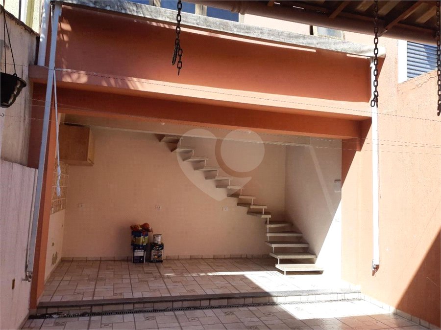 Sobrado à venda com 3 quartos, sendo 1 suíte,  em Jardim Olympia, São Paulo, SP