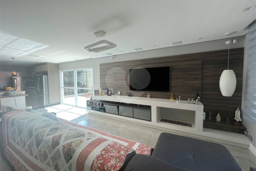 Casa à venda com 4 suítes no condomínio Residencial Jabuticabeiras, São Paulo - SP