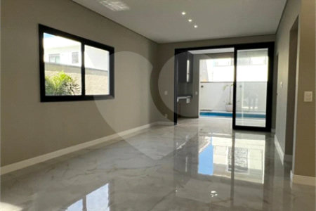 Casa à venda com 4 suítes no condomínio Bella Cittá Villagio I, Mogi das Cruzes - SP