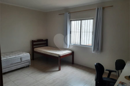 Casa à venda com 3 quartos, sendo 1 suíte, em Parque Terra Nova II, São Bernardo do Campo, SP