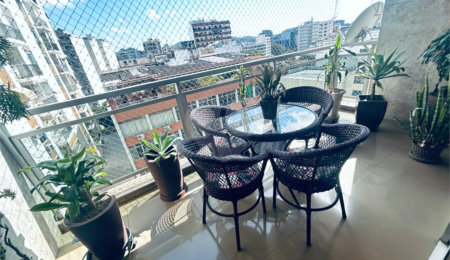 Apartamento à venda com 4 quartos, sendo 1 suíte,  em Tijuca, Rio de Janeiro, RJ