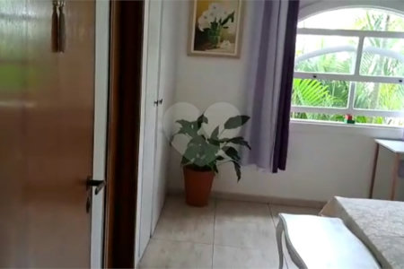 Sobrado à venda com 3 quartos, sendo 1 suíte, em Vila Vessoni, São Paulo, SP