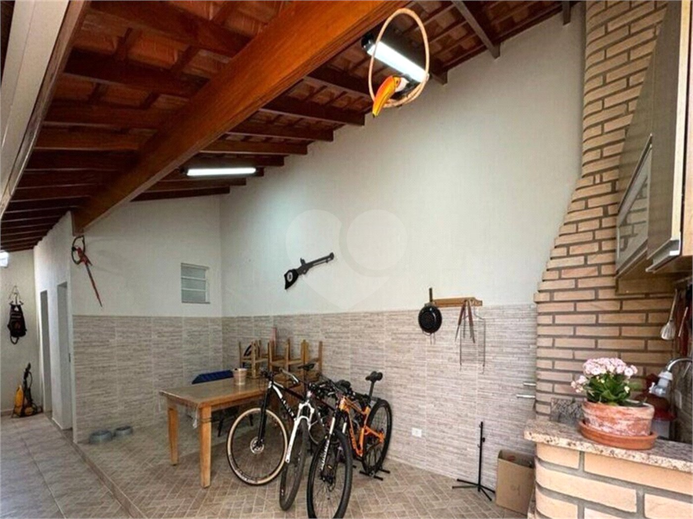 Casa Térrea à venda com 4 quartos, sendo 1 suíte, no Brasil, Itu, SP