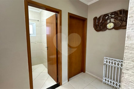Casa à venda com 4 quartos, sendo 3 suítes, em Vila Galvão, Guarulhos, SP