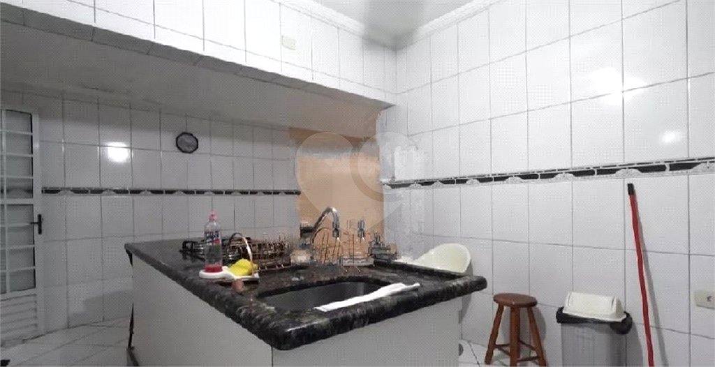 Casa à venda com 3 quartos, sendo 1 suíte, em Jardim Cumbica, Guarulhos, SP