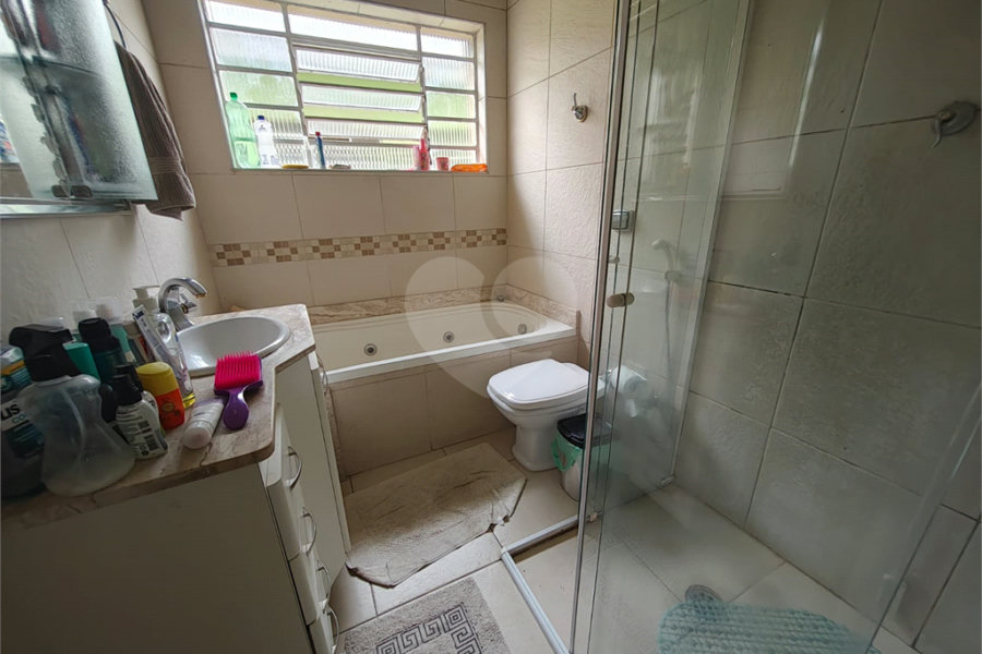 Sobrado à venda com 3 quartos, sendo 1 suíte,  em Tremembé, São Paulo, SP