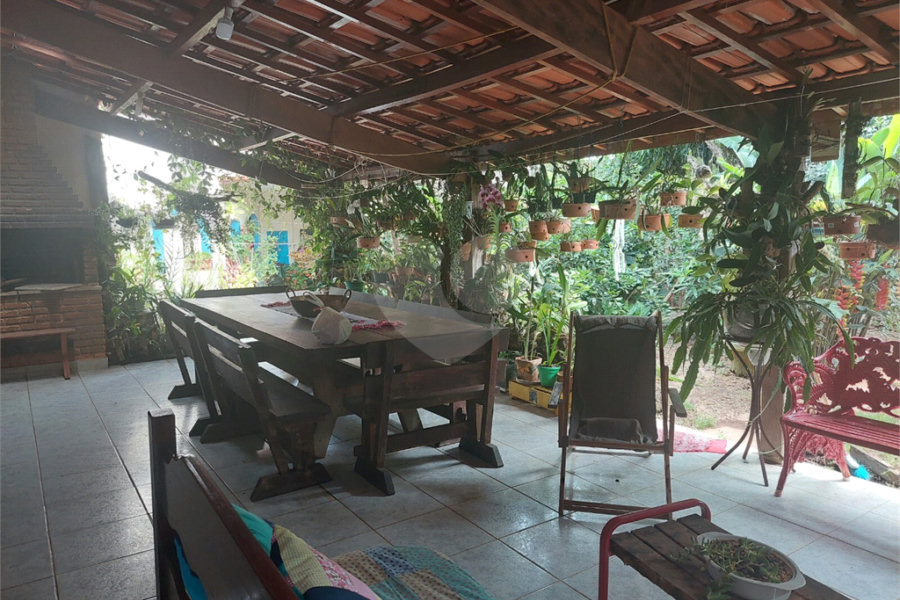Casa à venda ou para alugar com 4 quartos, sendo 2 suítes,  em Rancho Grande, Mairiporã, SP
