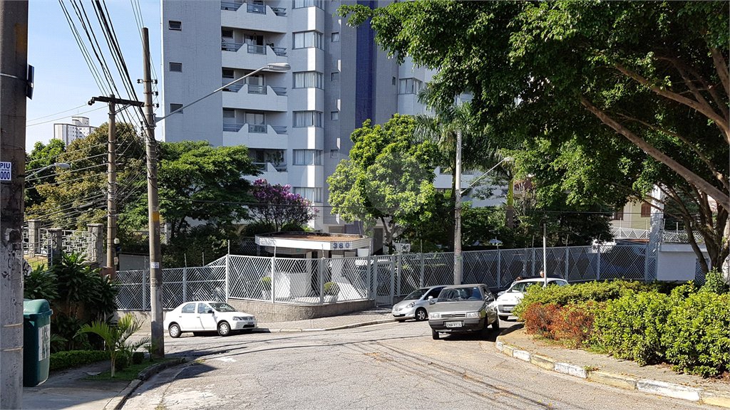 Apartamento à venda com 3 quartos, sendo 1 suíte, em Vila Paulicéia, São Paulo, SP