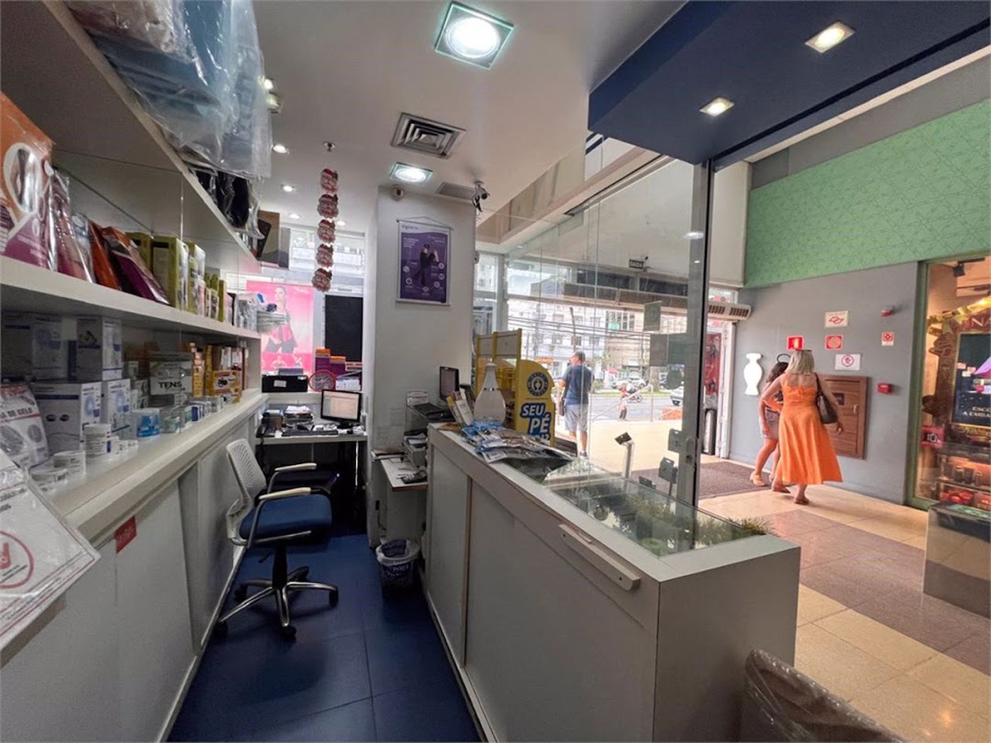 Loja Comercial para locação, Gonzaga, Santos - LO0022.
