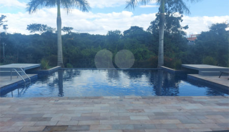 Casa à venda com 3 quartos, sendo 1 suíte,  no condomínio Gardenville, Itu - SP