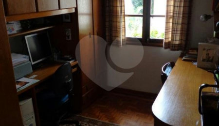 Sobrado à venda com 4 quartos, sendo 2 suítes,  em Água Fria, São Paulo, SP