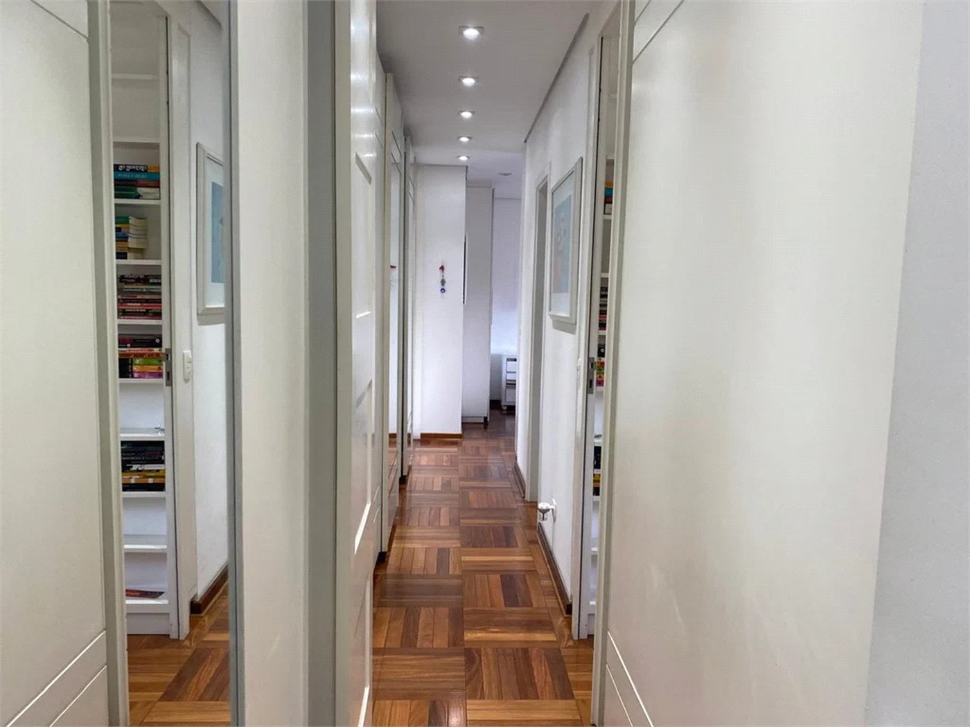 Apartamento à venda com 4 suítes em Vila Suzana, São Paulo, SP