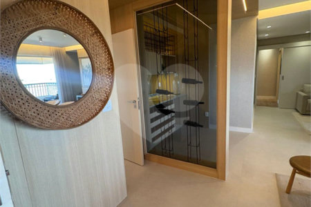 Apartamento à venda com 3 suítes em Urbanova, São José dos Campos, SP