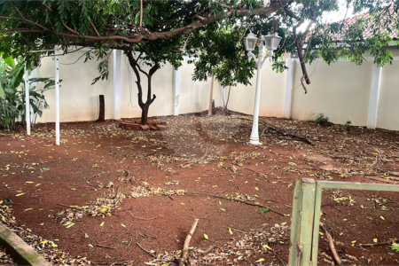 Casa à venda com 3 quartos, sendo 1 suíte, em Vila Progresso, Araraquara, SP