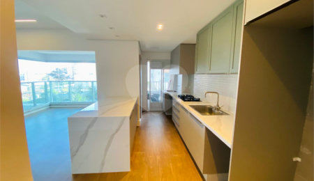 Apartamento à venda ou para alugar com 3 quartos, sendo 1 suíte,  em Vila Mogilar, Mogi das Cruzes, SP