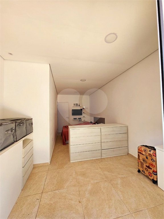 Casa à venda com 3 quartos, sendo 1 suíte,  no condomínio Residencial Rubi, Mogi das Cruzes - SP