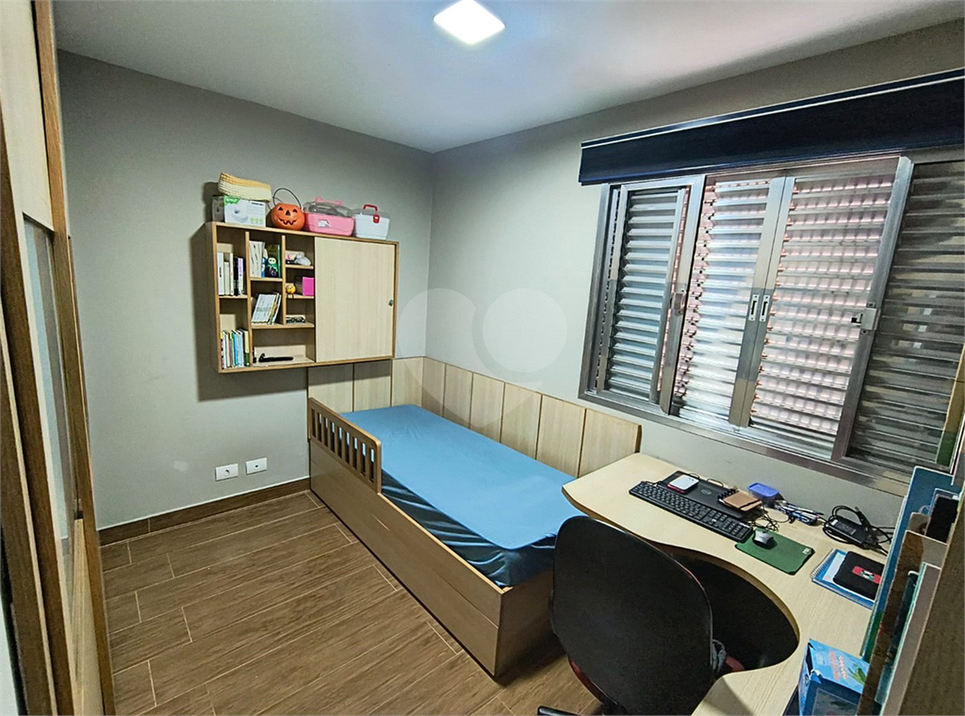 Casa à venda com 3 quartos, sendo 1 suíte,  em Parque Novo Mundo, São Paulo, SP