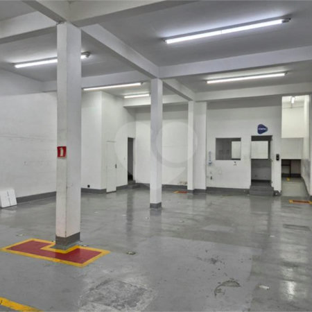 Prédio à venda em Cambuci, São Paulo, SP