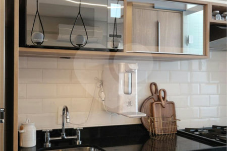 Apartamento à venda com 1 suíte em Jardim das Acácias, São Paulo, SP