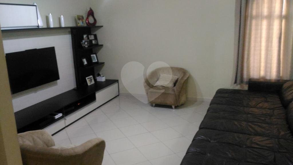Sobrado à venda com 3 quartos, sendo 1 suíte,  em Imirim, São Paulo, SP