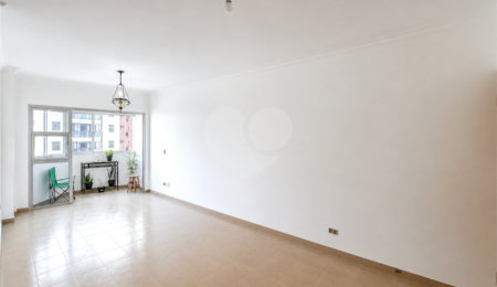 Apartamento à venda com 3 quartos, sendo 1 suíte,  em Vila Mariana, São Paulo, SP