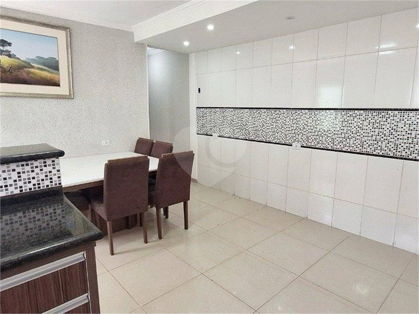 Casa à venda com 3 quartos, sendo 1 suíte, em Jardim dos Pássaros, Sorocaba, SP