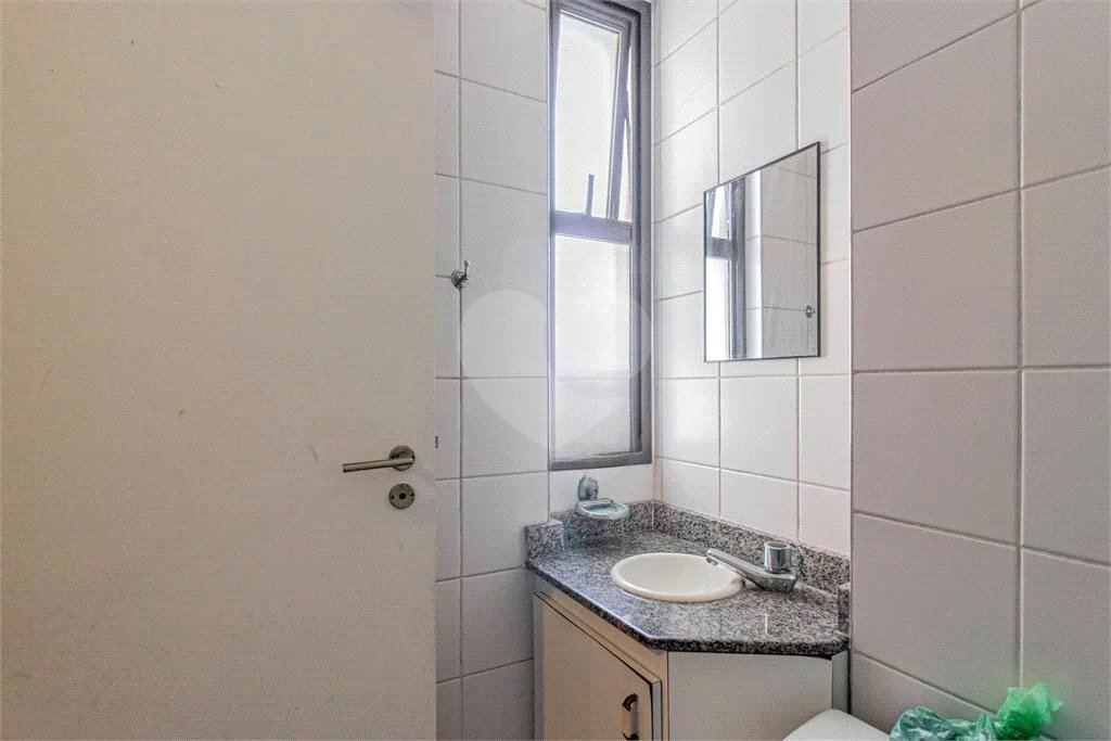 Apartamento à venda com 3 quartos, sendo 1 suíte, em Vila Clementino, São Paulo, SP