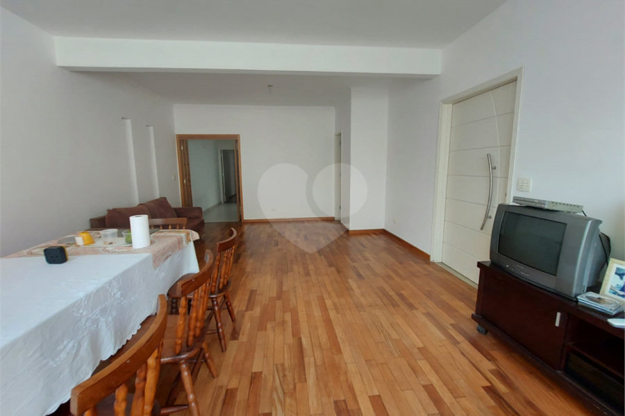 Casa Térrea à venda com 3 suítes em Santana, São Paulo, SP