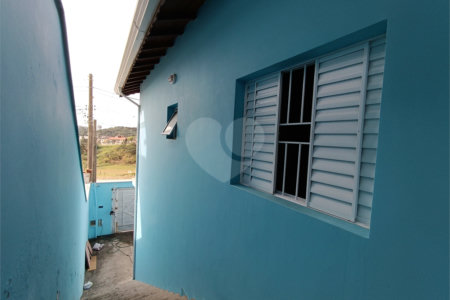 Casa à venda com 2 quartos, sendo 1 suíte,  em Loteamento Jardim do Sol (mailasqui), São Roque, SP