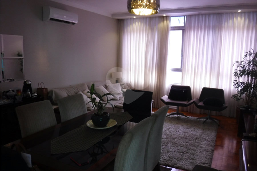 Apartamento à venda com 2 quartos, sendo 1 suíte, em Boqueirão, Santos, SP