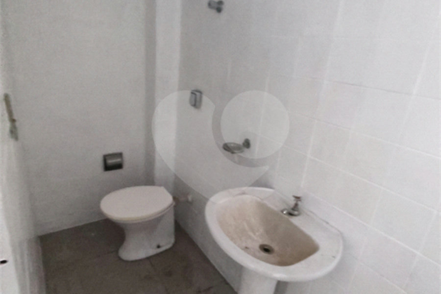 Casa à venda ou para alugar com 3 suítes em Santana, São Paulo, SP