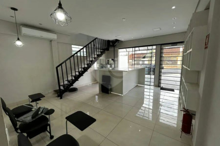 Prédio comercial á venda, com 88m2, em São Carlos-SP.
