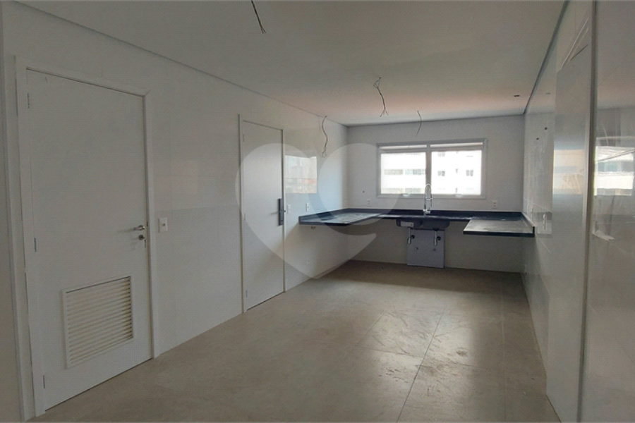 Apartamento à venda com 4 suítes em Santana, São Paulo, SP