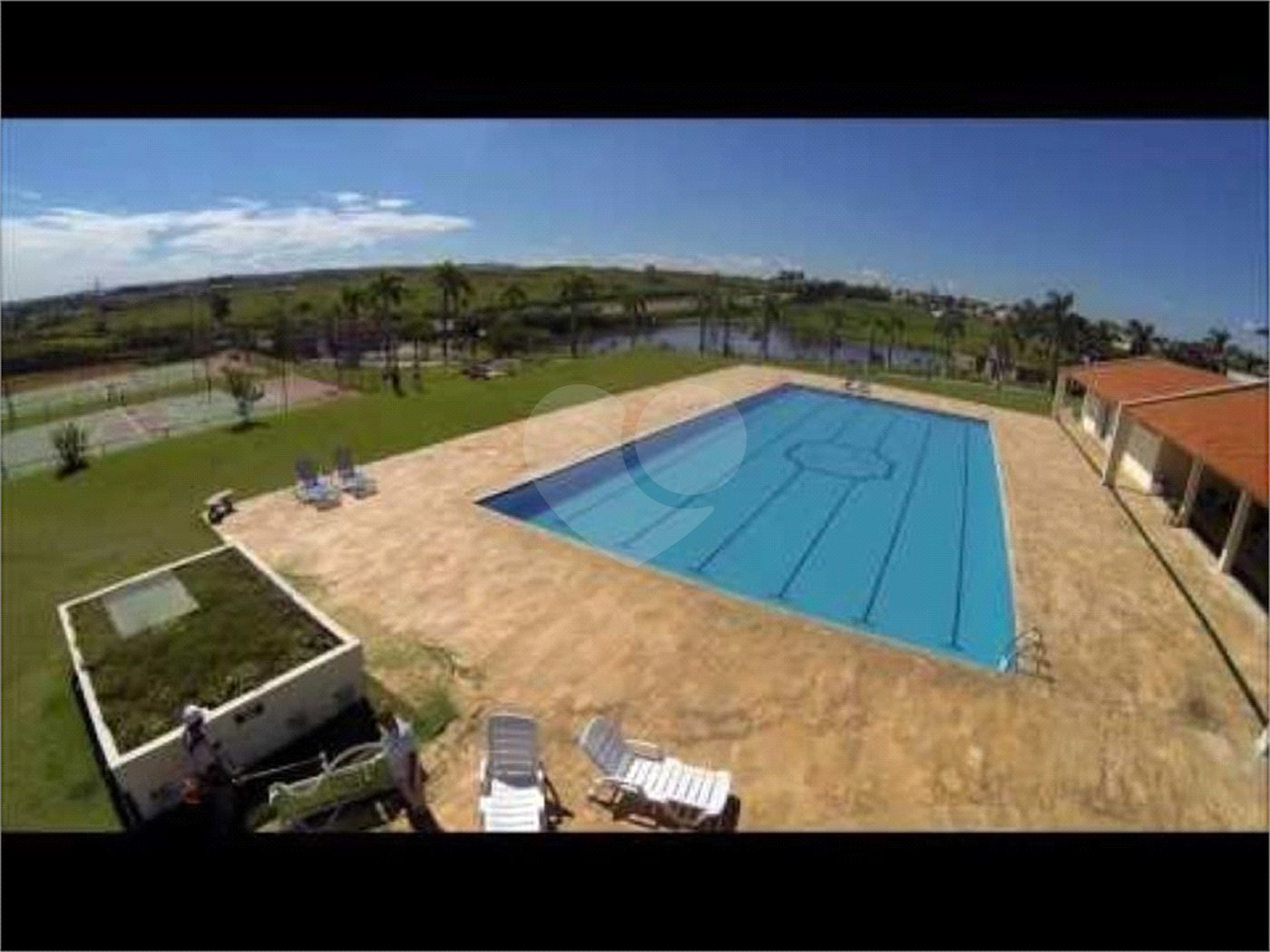 Casa à venda com 4 suítes no condomínio Palmeiras Imperiais, Salto - SP