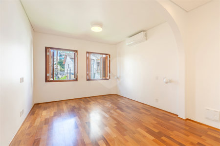 Casa de Vila à venda com 4 quartos, sendo 2 suítes, em Perdizes, São Paulo, SP