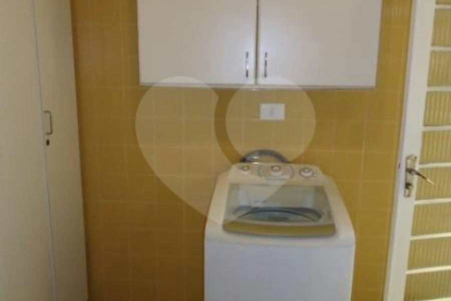 Casa Térrea à venda com 3 quartos, sendo 1 suíte,  em Vila Mariana, São Paulo, SP