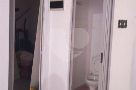 Casa à venda com 4 quartos, sendo 1 suíte, em Vila Cordeiro, São Paulo, SP