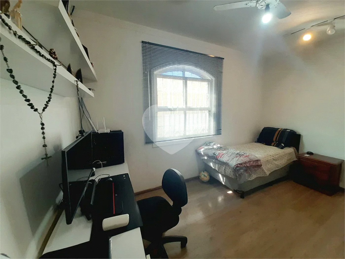 Casa Térrea à venda com 3 quartos, sendo 1 suíte, no Centro, Vinhedo, SP