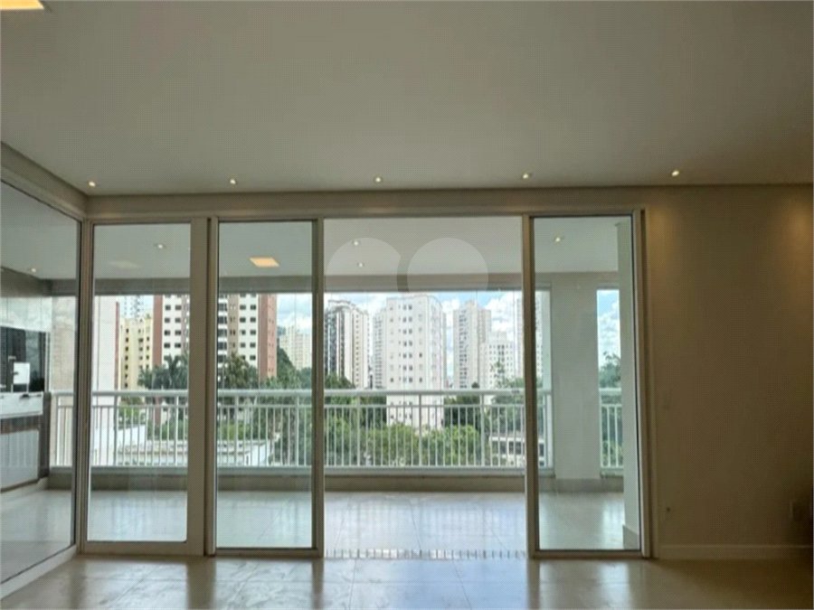 Apartamento à venda com 4 quartos, sendo 3 suítes,  em Jardim Monte Kemel, São Paulo, SP