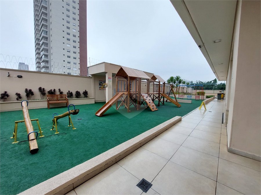 Apartamento para alugar com 2 quartos, sendo 1 suíte, em Parque São Domingos, São Paulo, SP