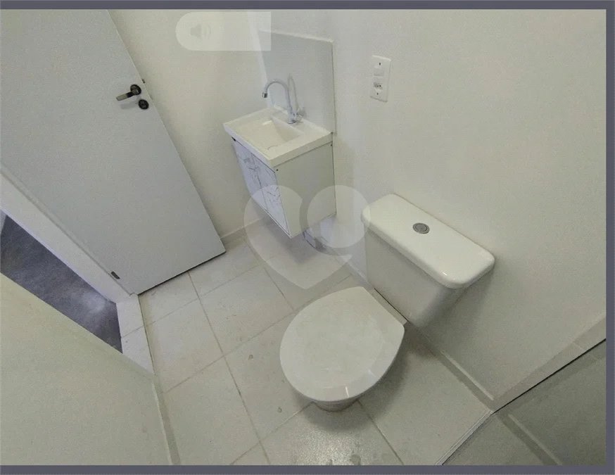 Apartamento de 33m2 localizado na Saúde