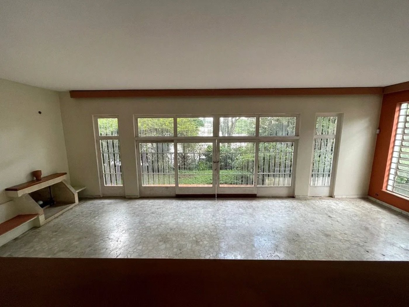 Sobrado à venda com 4 quartos, sendo 1 suíte, em Vila Inah, São Paulo, SP