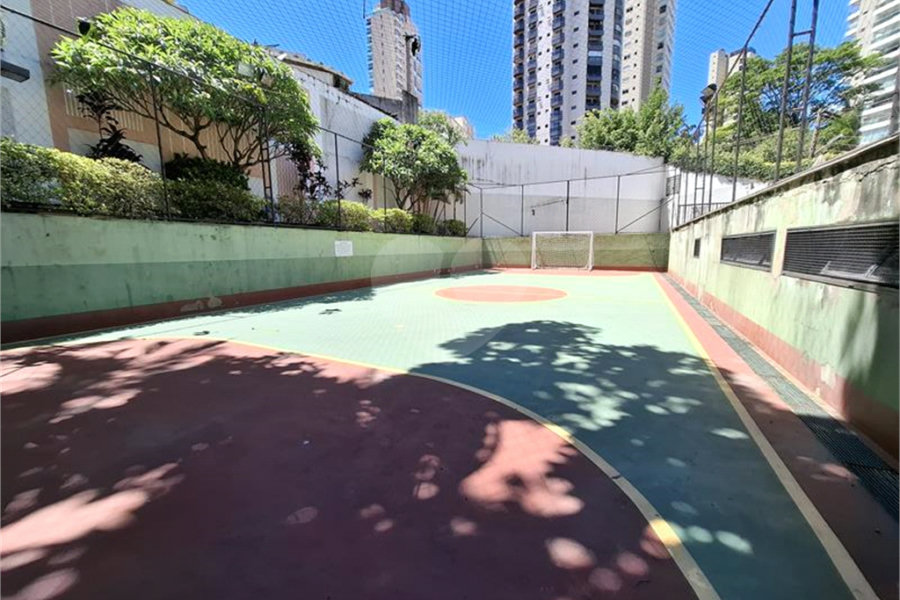 Apartamento, a venda, com 300m² de área privativa, 4 suítes, 4 vagas - Santana / SP