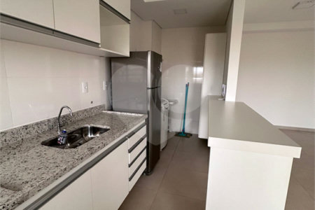Apartamento Mobiliado de 2 Dormitórios com Suíte no Edifício Valentina Park Venda