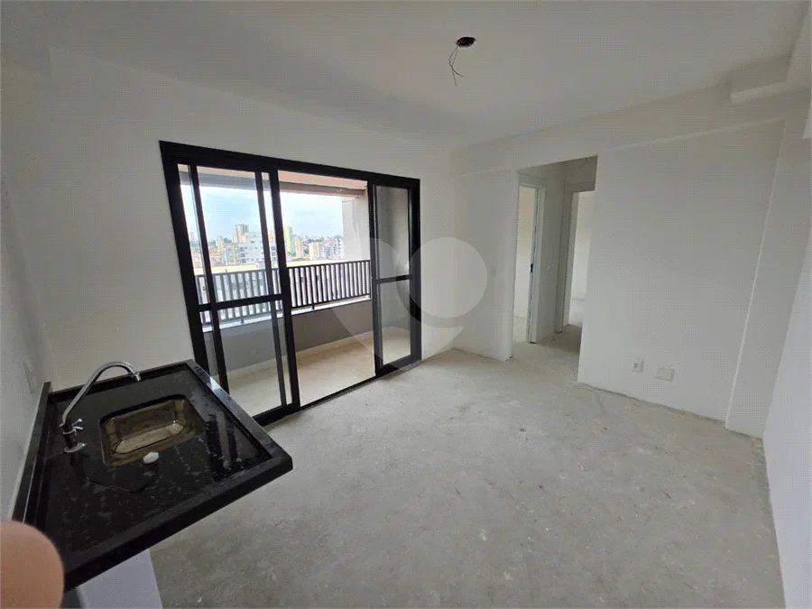 46 m², 2 dormitórios, suíte e lazer completo no rooftop, próximo ao metrô