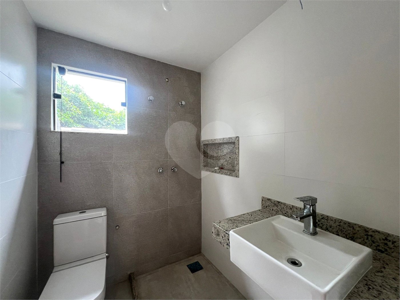 Casa à venda com 3 suítes em Caravelas, Armação dos Búzios, RJ