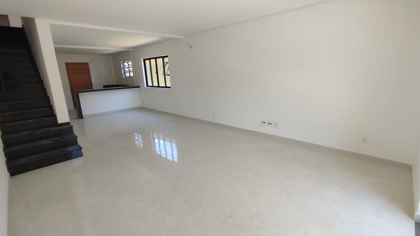 Casa com 3 dormitórios/Suítes, piscina à venda, 220 m² - Embaré - Santos/SP