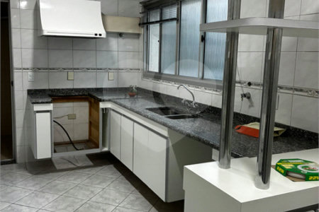 Apartamento à venda com 4 quartos, sendo 2 suítes, em Aclimação, São Paulo, SP